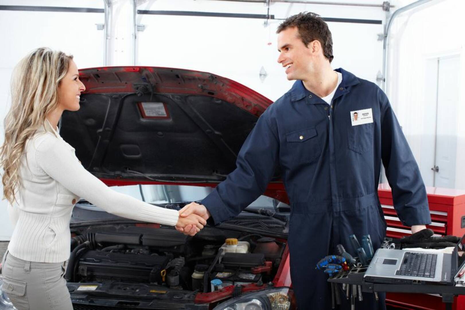 Baker’s Collision | Glass | Service Centers Is A Certified AAA Service Provider In Mansfield OH